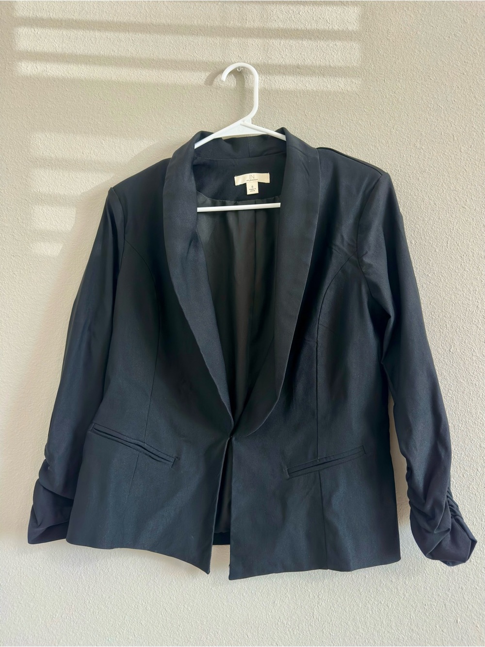 I.N. San Francisco Black Shawl-Collar Blazer